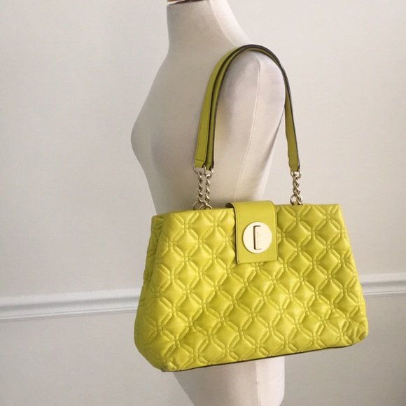 ****SOLD***Kate Spade Quilted Bag w/ Polka Dots - Picture 3 of 15